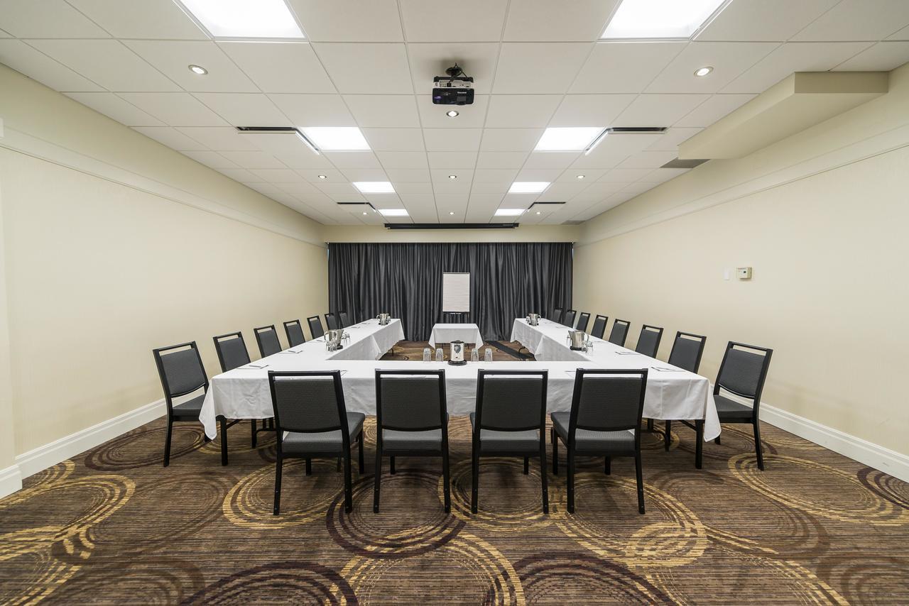 Hotel & Suites Le Dauphin Drummondville Dış mekan fotoğraf
